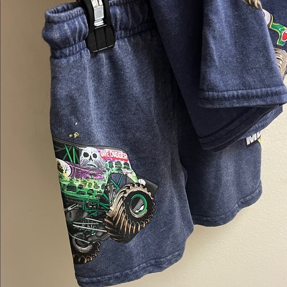Monster Jam Kids' T-Shirt and shorts set - Picture 5 of 6